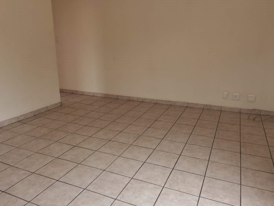 3 Bedroom Property for Sale in Glen Marais Gauteng