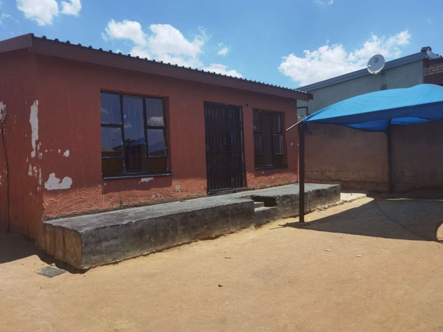 2 Bedroom Property for Sale in Tembisa Central Gauteng