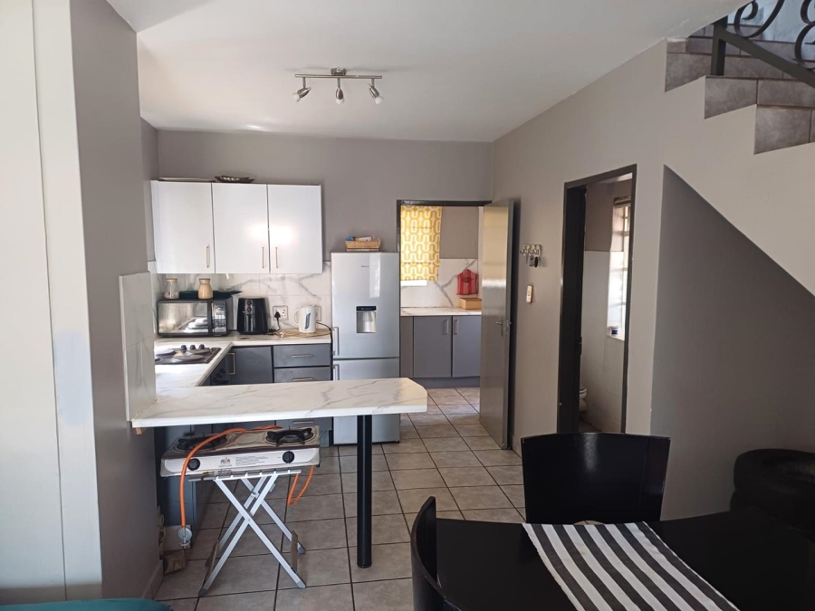 2 Bedroom Property for Sale in Sherwood Gardens Gauteng