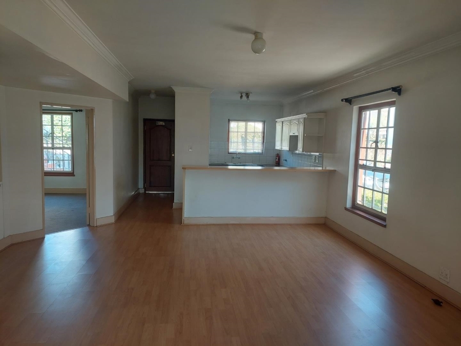 To Let 2 Bedroom Property for Rent in Saxonwold Gauteng