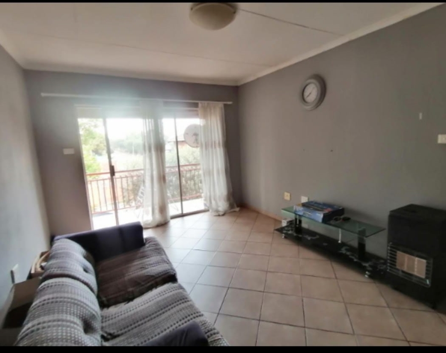 2 Bedroom Property for Sale in Birchleigh Gauteng