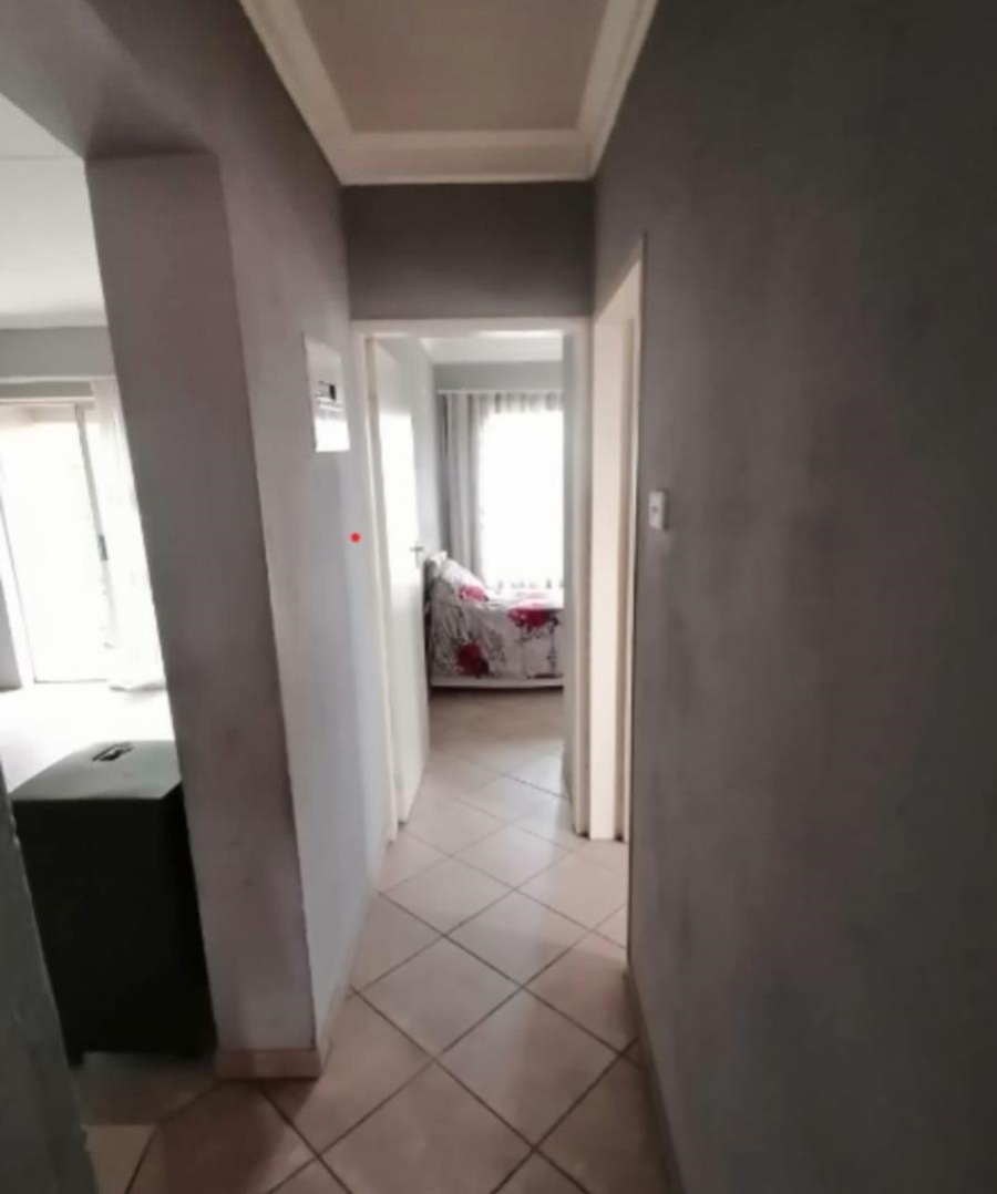 2 Bedroom Property for Sale in Birchleigh Gauteng