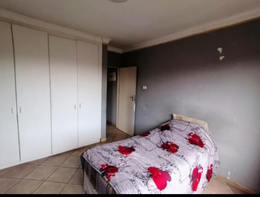 2 Bedroom Property for Sale in Birchleigh Gauteng