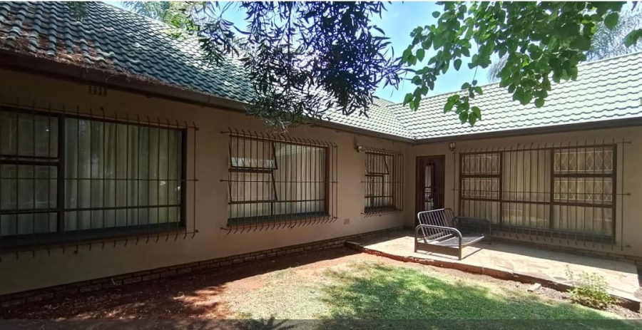 4 Bedroom Property for Sale in Birch Acres Gauteng