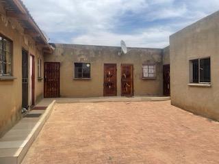 10 Bedroom Property for Sale in Siluma View Gauteng