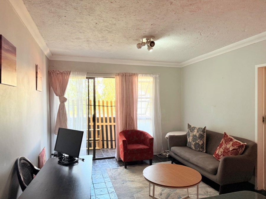 1 Bedroom Property for Sale in Erand Gardens Gauteng