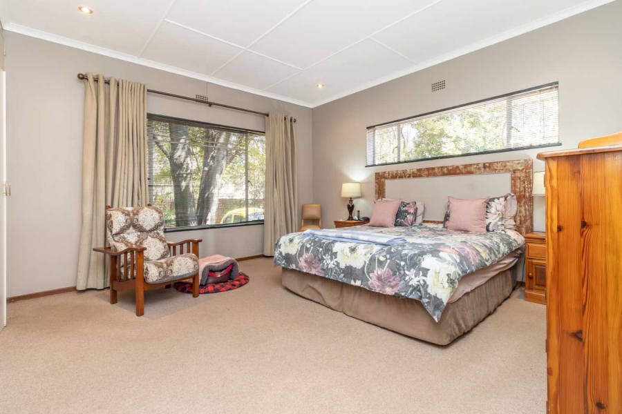 4 Bedroom Property for Sale in Fairland Gauteng