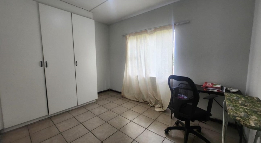 To Let 2 Bedroom Property for Rent in Union Gauteng