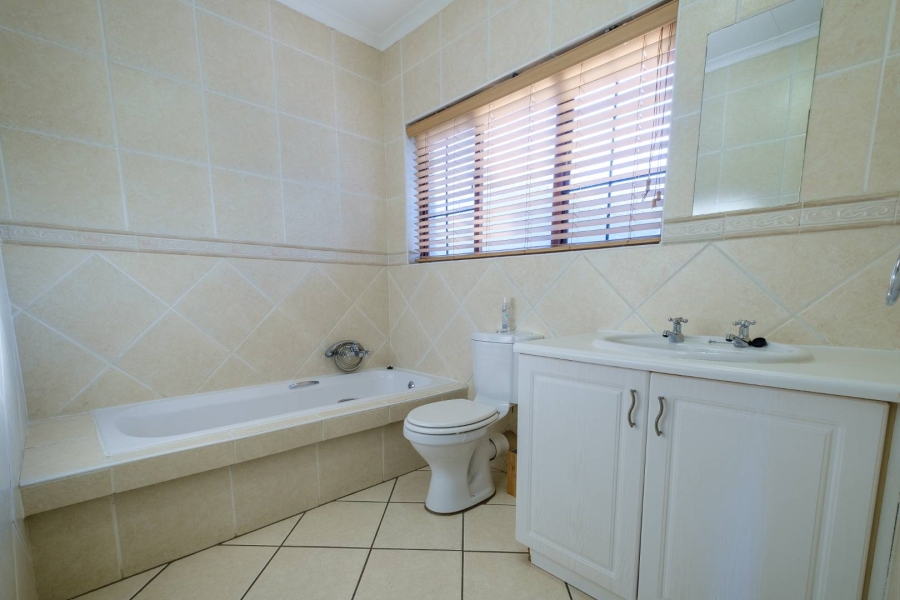 3 Bedroom Property for Sale in Moreleta Park Gauteng