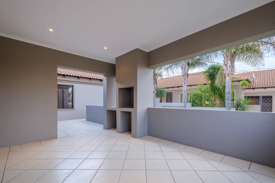 3 Bedroom Property for Sale in Moreleta Park Gauteng