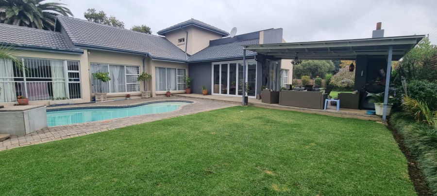 To Let 4 Bedroom Property for Rent in Atlasville Gauteng