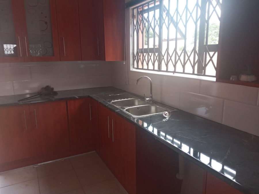 To Let 3 Bedroom Property for Rent in Kookrus Gauteng