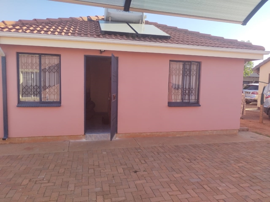 2 Bedroom Property for Sale in Crystal Park Gauteng