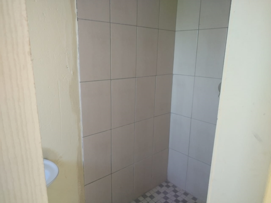 2 Bedroom Property for Sale in Crystal Park Gauteng