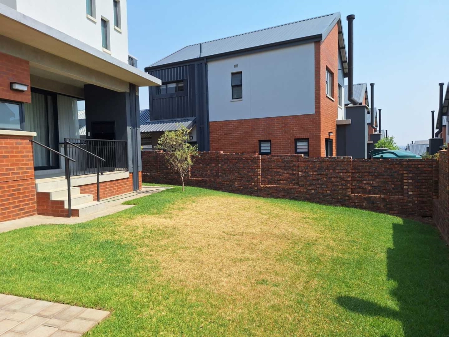 To Let 4 Bedroom Property for Rent in Honeydew Gauteng