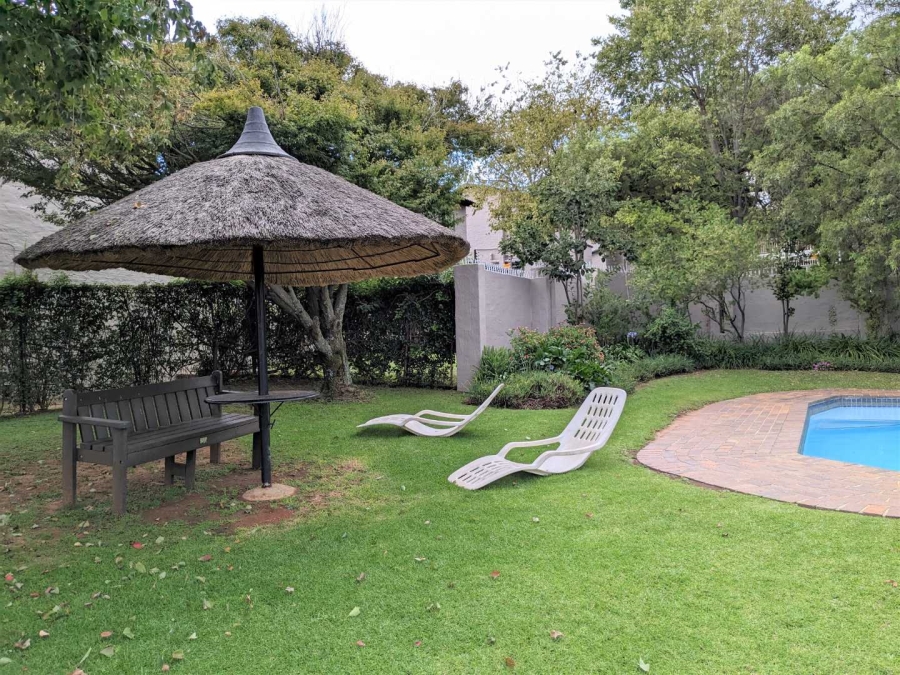 To Let 1 Bedroom Property for Rent in Bryanston Gauteng