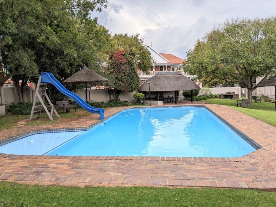 To Let 1 Bedroom Property for Rent in Bryanston Gauteng