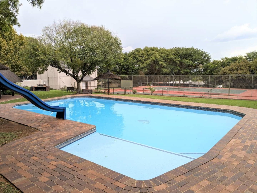 To Let 1 Bedroom Property for Rent in Bryanston Gauteng