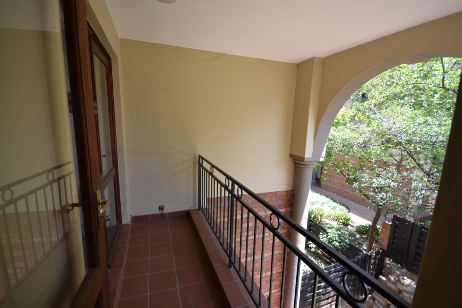 To Let 1 Bedroom Property for Rent in Bryanston Gauteng