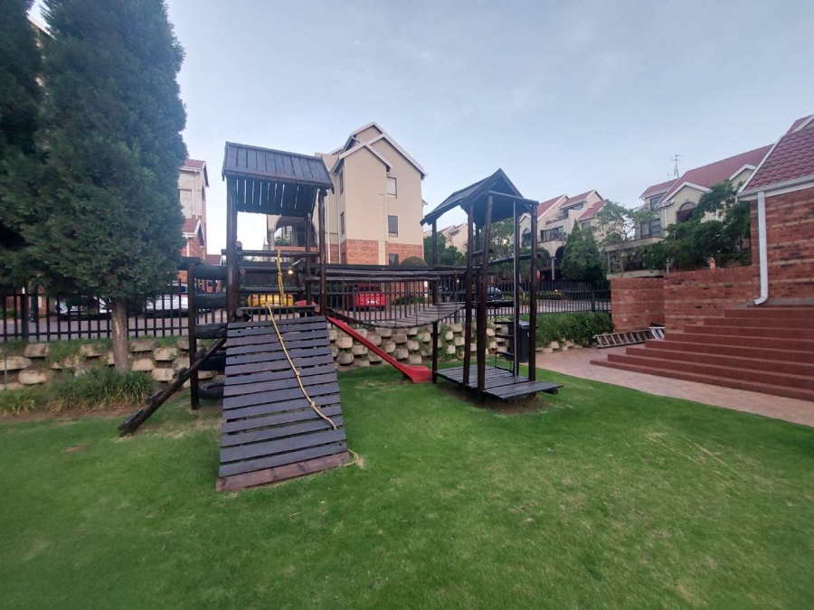 To Let 1 Bedroom Property for Rent in Bryanston Gauteng