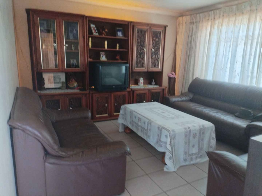 To Let 3 Bedroom Property for Rent in Mamelodi West Gauteng