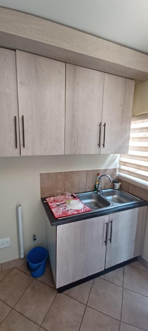 2 Bedroom Property for Sale in Kirkney Gauteng