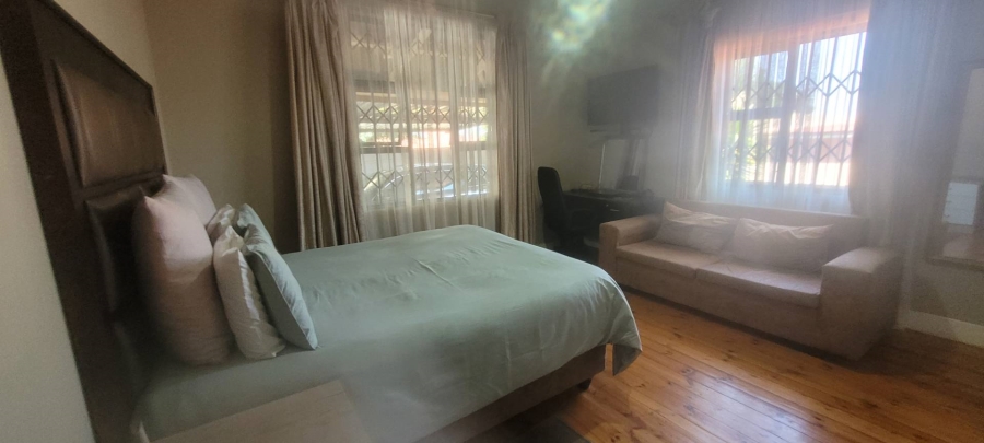 3 Bedroom Property for Sale in Roodepoort Gauteng