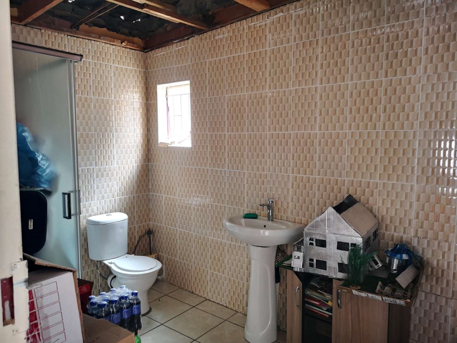 3 Bedroom Property for Sale in Lenasia South Gauteng