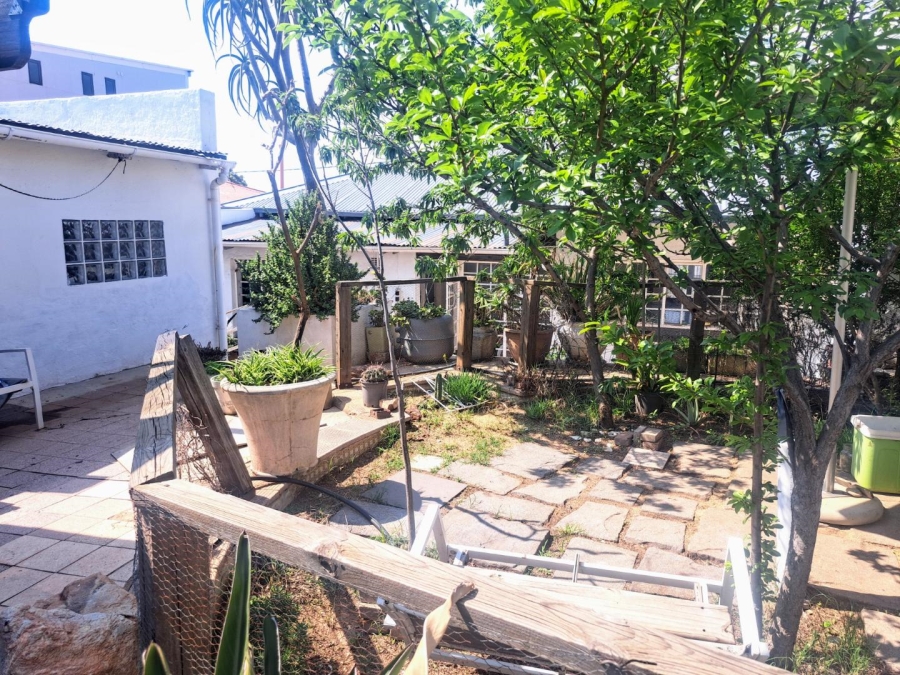 6 Bedroom Property for Sale in Brixton Gauteng