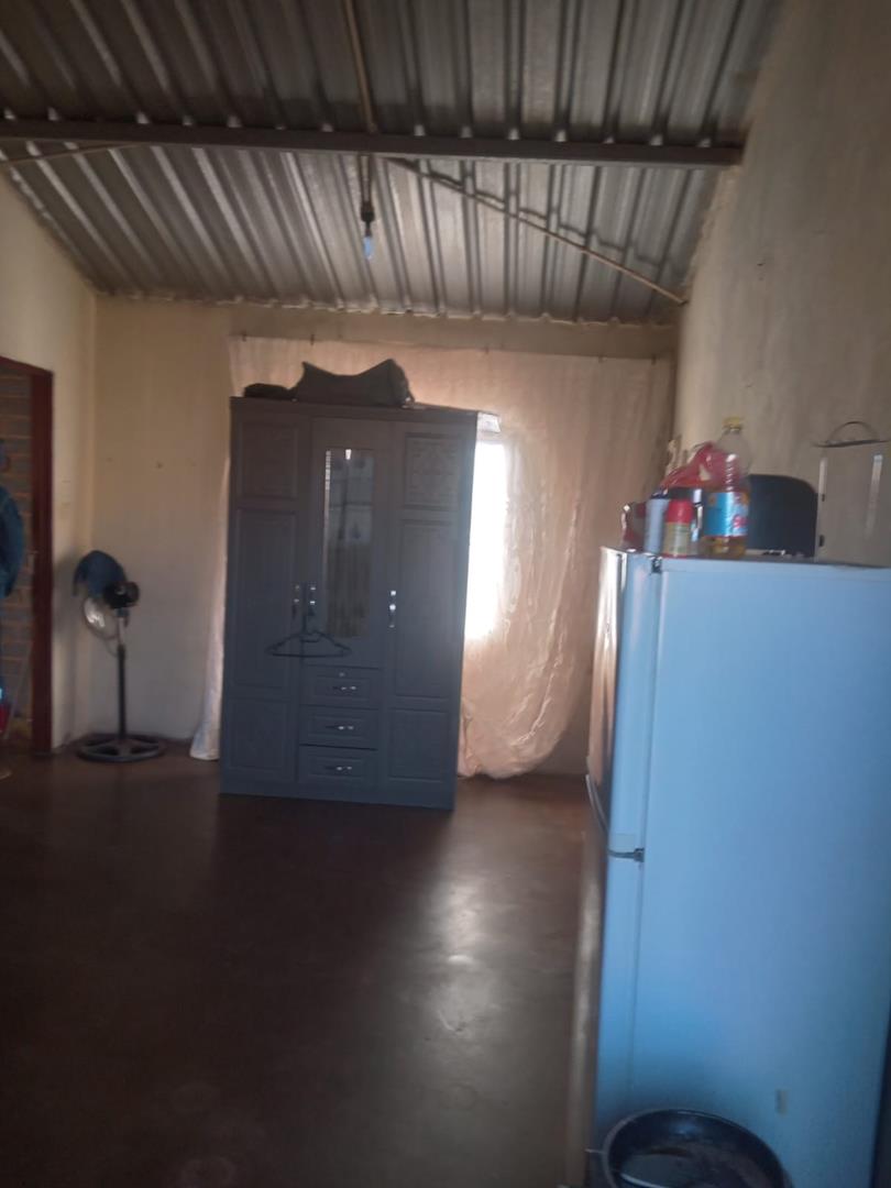 1 Bedroom Property for Sale in Lehae Gauteng