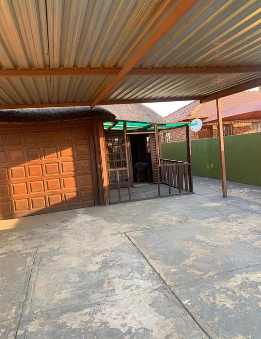 To Let 2 Bedroom Property for Rent in Soshanguve VV Gauteng