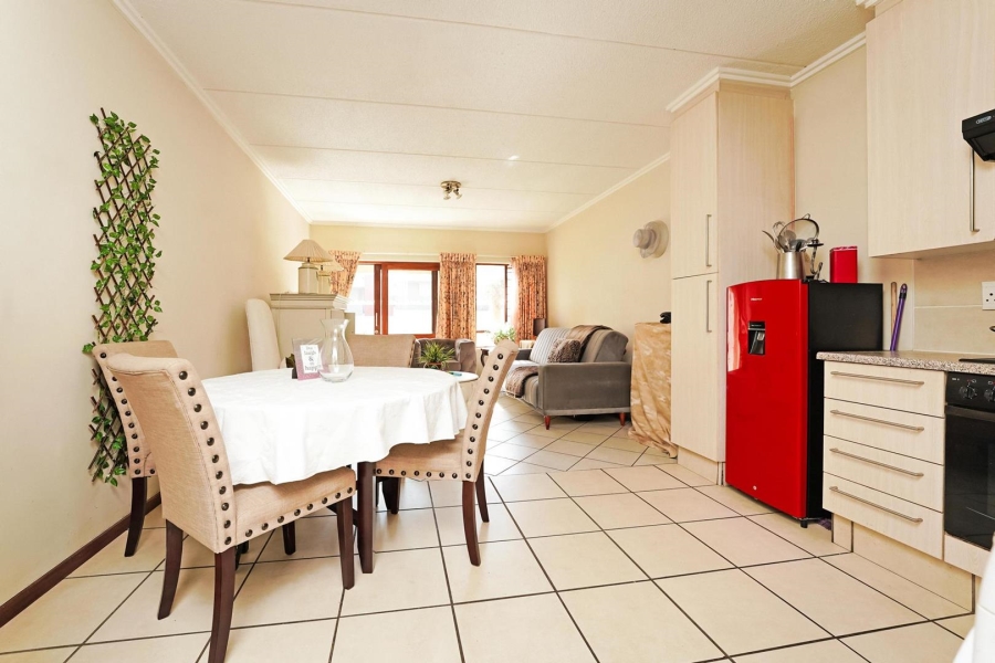 1 Bedroom Property for Sale in Beverley Gauteng