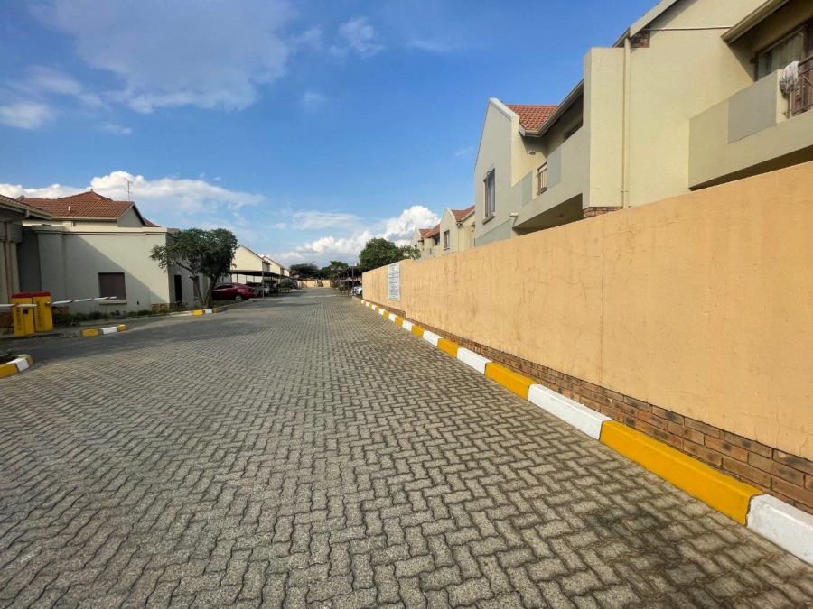 1 Bedroom Property for Sale in Esther Park Gauteng