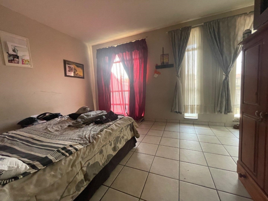 2 Bedroom Property for Sale in Edleen Gauteng