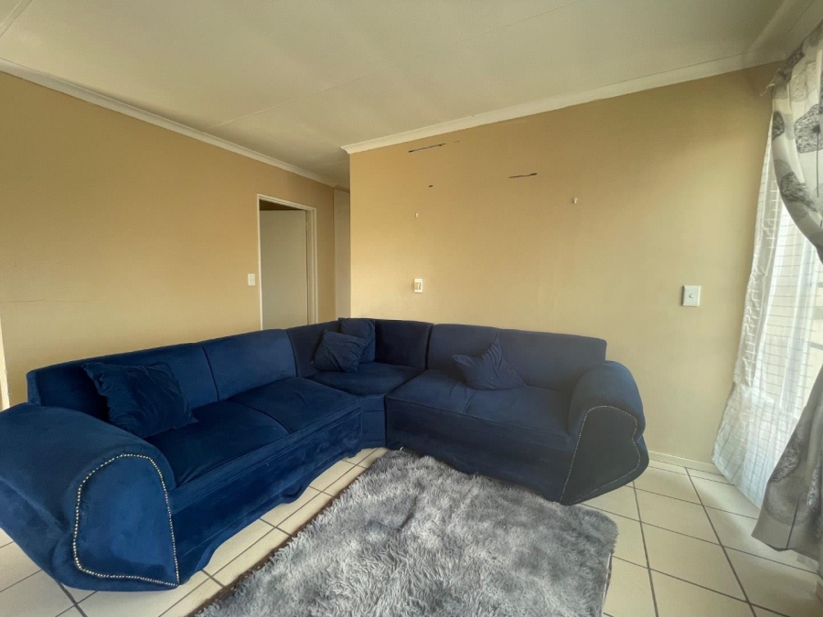 2 Bedroom Property for Sale in Esther Park Gauteng