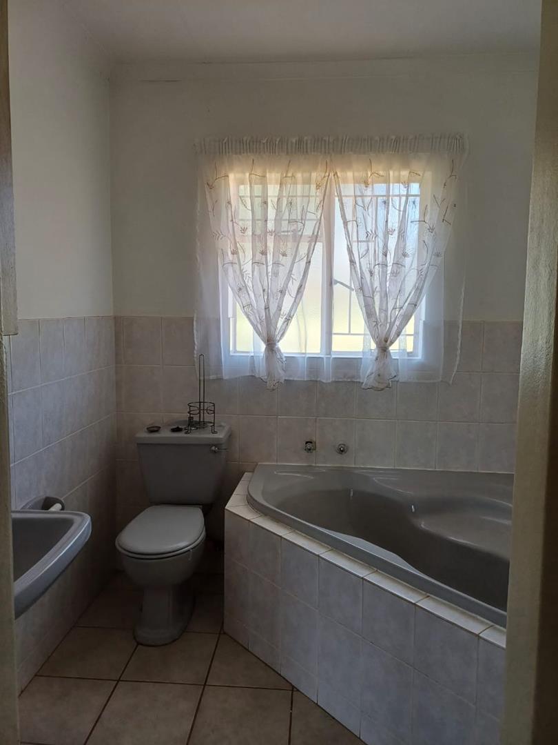 To Let 2 Bedroom Property for Rent in Kameeldrift East Gauteng