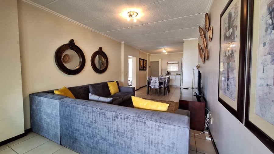 To Let 2 Bedroom Property for Rent in Bryanston Gauteng