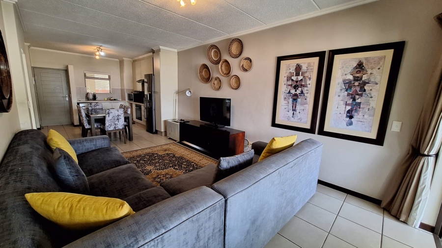 To Let 2 Bedroom Property for Rent in Bryanston Gauteng