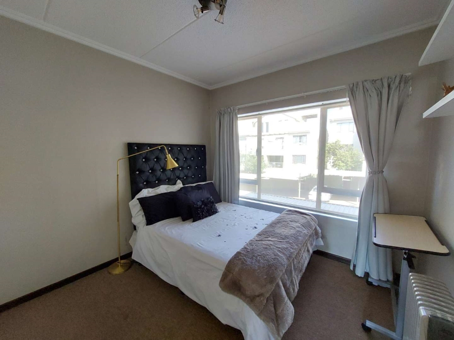 To Let 2 Bedroom Property for Rent in Bryanston Gauteng