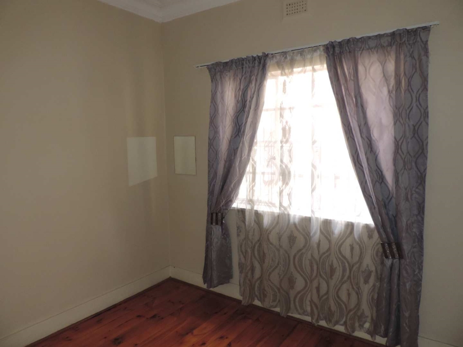 To Let 3 Bedroom Property for Rent in Delville Gauteng