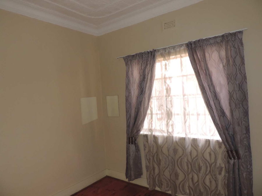 To Let 3 Bedroom Property for Rent in Delville Gauteng