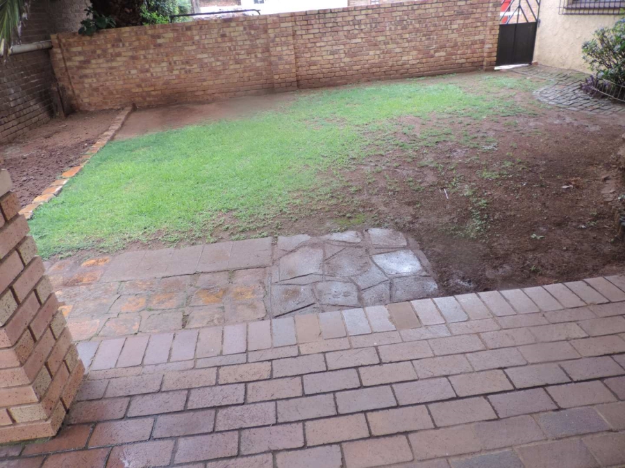 To Let 3 Bedroom Property for Rent in Delville Gauteng