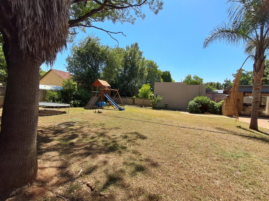 3 Bedroom Property for Sale in Brackenhurst Gauteng