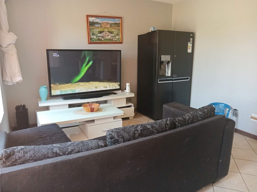 2 Bedroom Property for Sale in Noordwyk Gauteng