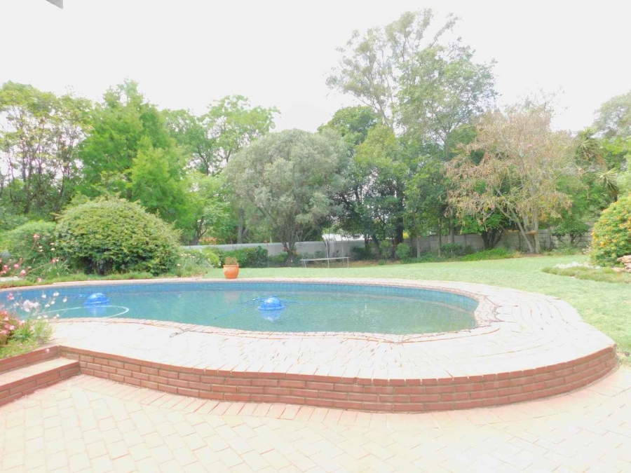 To Let 4 Bedroom Property for Rent in Bryanston Gauteng