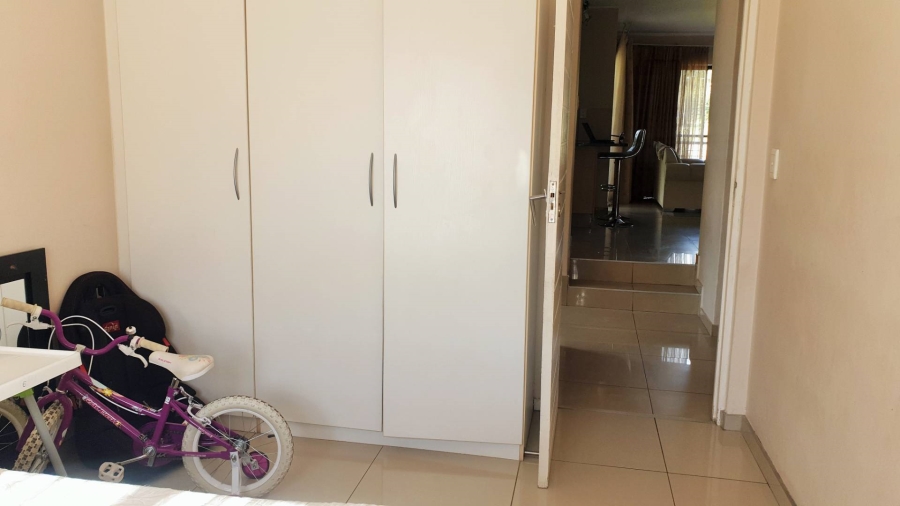 2 Bedroom Property for Sale in Jackal Creek Golf Estate Gauteng