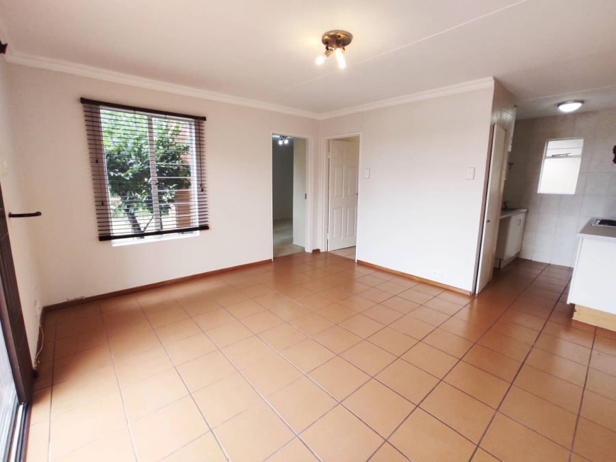 To Let 1 Bedroom Property for Rent in Sundowner Gauteng