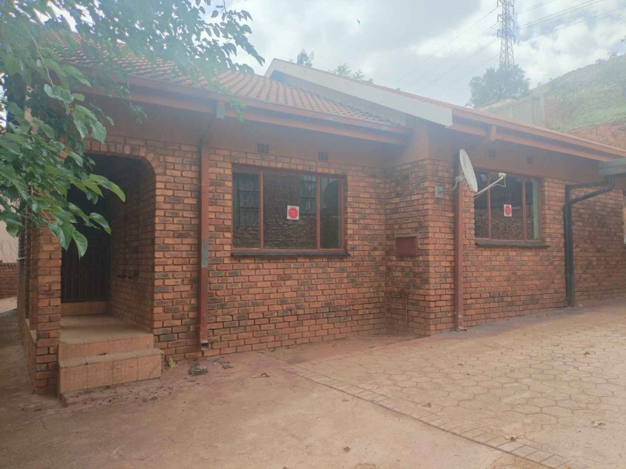 To Let 3 Bedroom Property for Rent in Mamelodi East Gauteng