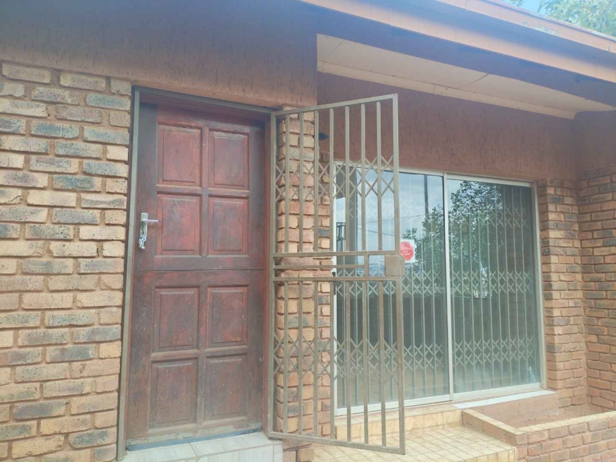 To Let 3 Bedroom Property for Rent in Mamelodi East Gauteng