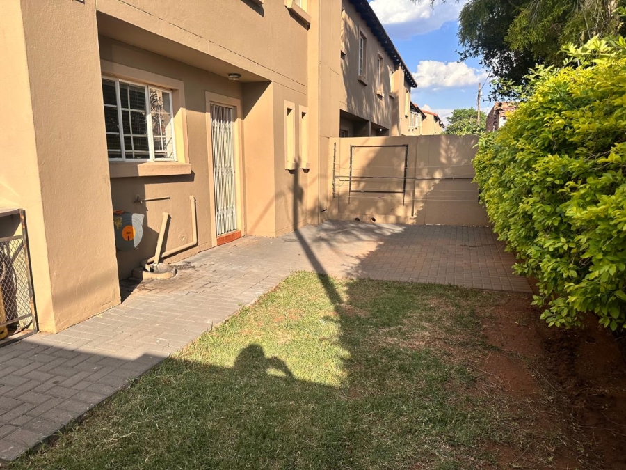 3 Bedroom Property for Sale in Annlin Gauteng